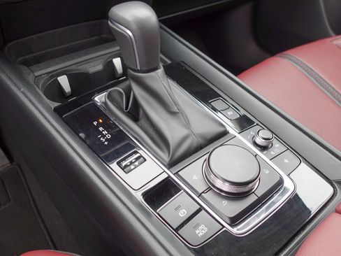 Certified 2025 MAZDA CX-50 2.5 Hybrid w/ Premium Plus Pkg image 19