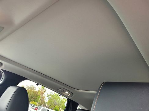 Certified 2025 MAZDA CX-90 Plug-In Hybrid w/Premium Sport image 20