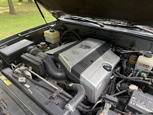 Used 2002 Lexus LX 470 4WD image 60