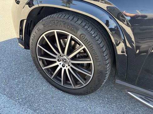 Used 2023 Mercedes-Benz GLS 580 4MATIC image 8