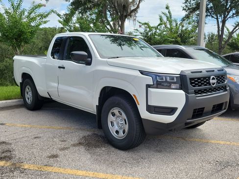 Certified 2026 Nissan Frontier S RWD image 2