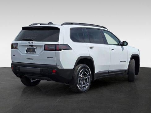 New 2026 Jeep Cherokee Laredo AWD/4WD image 4