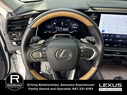 Used 2025 Lexus RX 450h AWD w/ Convenience Package image 12