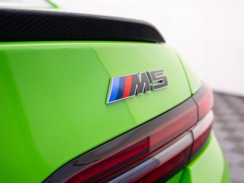 Used 2026 BMW M5 w/ Carbon Package AWD/4WD image 34