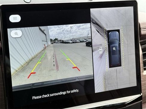 Used 2024 Ford Expedition Limited image 18