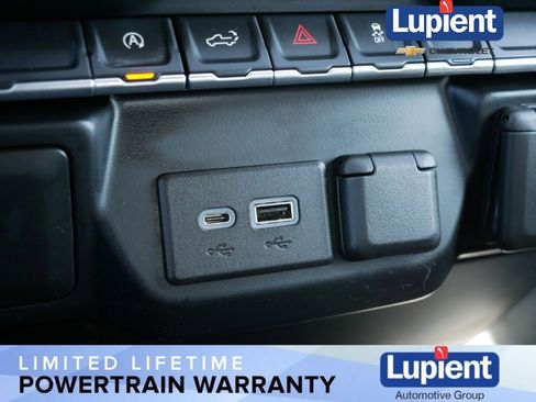 Used 2021 Chevrolet Silverado 1500 Custom image 24