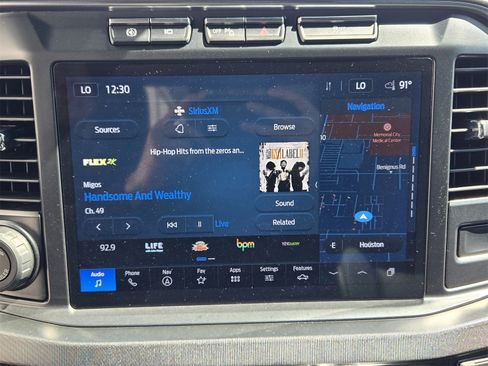 Used 2024 Ford F350 Platinum image 15