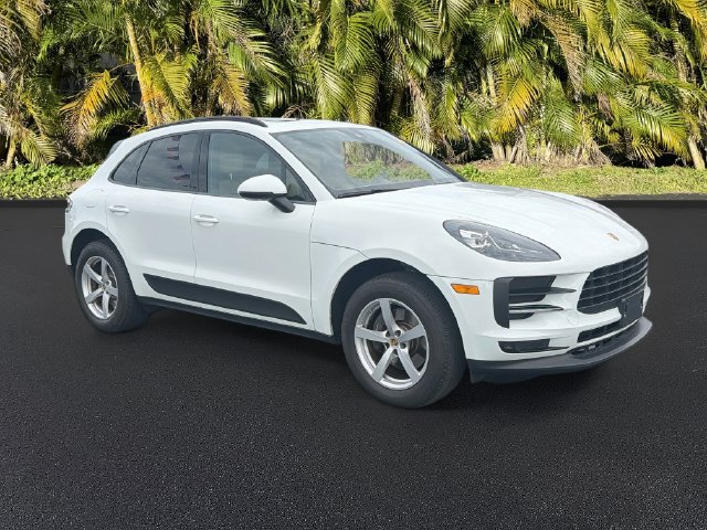 Used 2020 Porsche Macan w/ Premium Package Plus AWD/4WD image 2