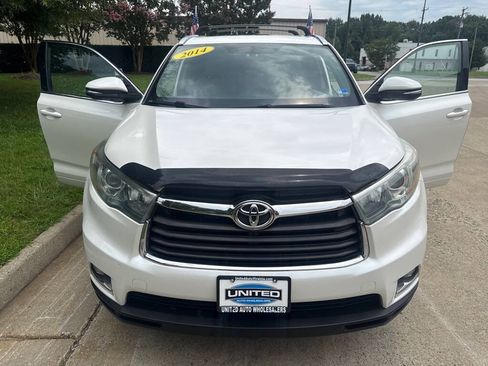 Used 2014 Toyota Highlander Limited w/ Protection Package FWD image 8