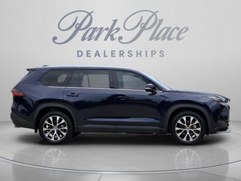 Used 2025 Toyota Grand Highlander AWD Hybrid image 6