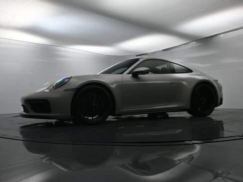 Used 2022 Porsche 911 Carrera GTS image 42