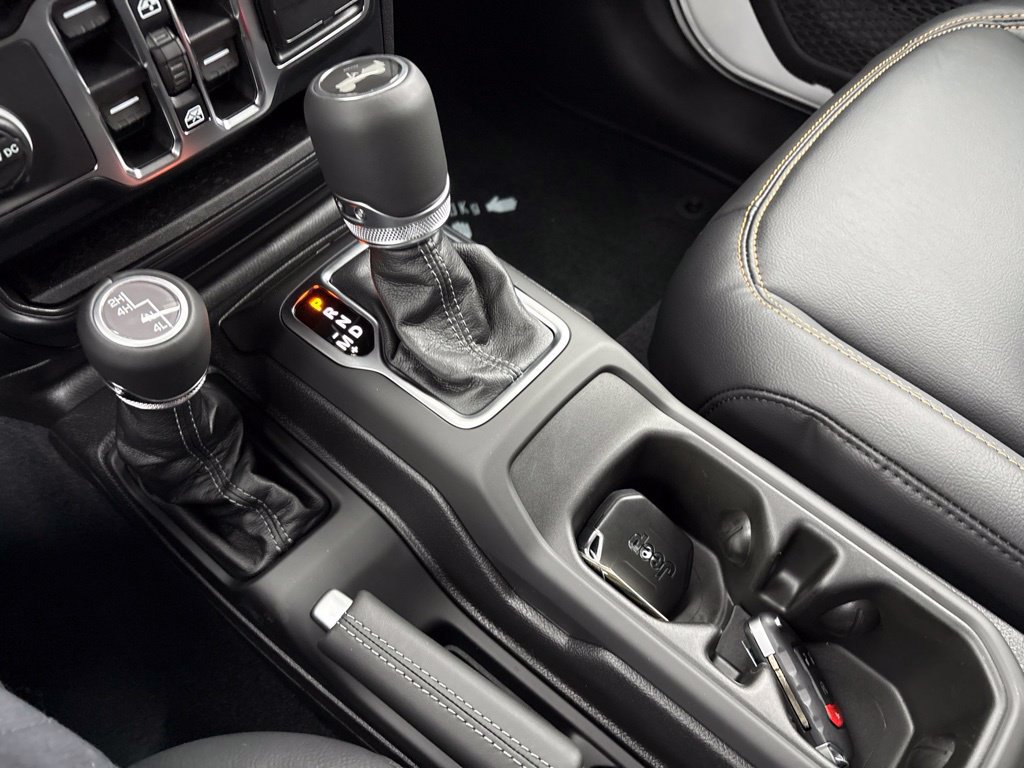 New 2027 Jeep Wrangler Unlimited Sahara AWD/4WD image 28