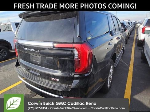 Used 2025 GMC Yukon XL Denali image 3