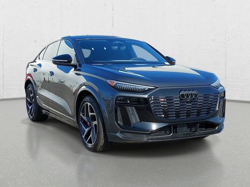 New 2027 Audi SQ6 e-tron Premium Plus AWD/4WD image 3