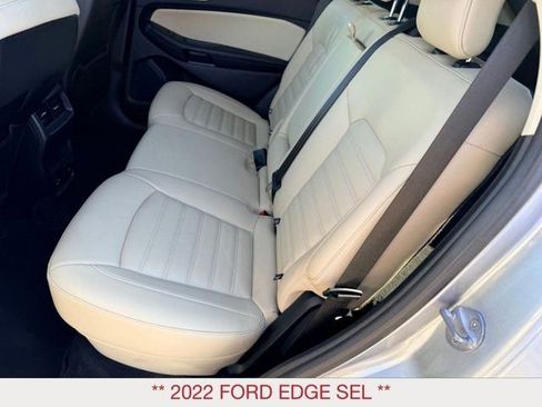 Used 2022 Ford Edge SEL w/ Convenience Package image 17