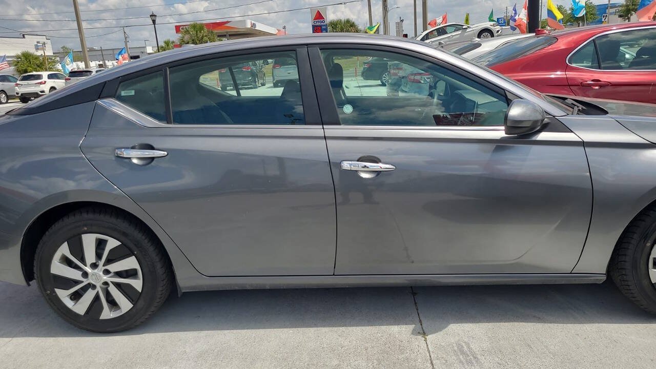 Used 2020 Nissan Altima 2.5 S FWD image 9