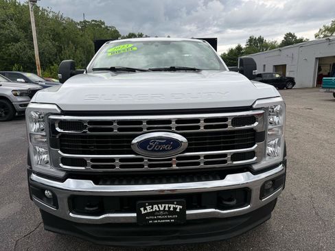 Used 2023 Ford F550 4x4 Regular Cab Super Duty image 3