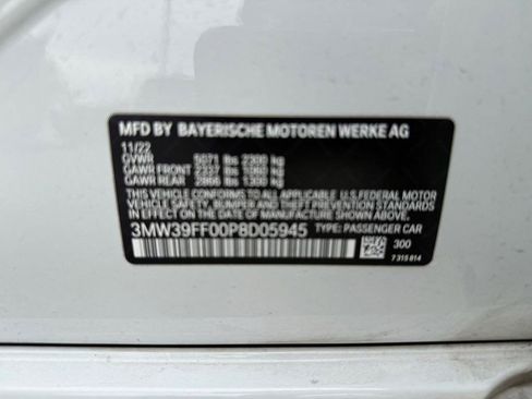 Used 2023 BMW 330e w/ M Sport Package image 39