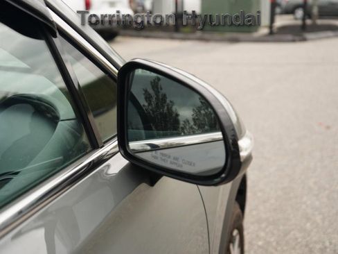 Used 2022 Hyundai Santa Fe Limited image 27