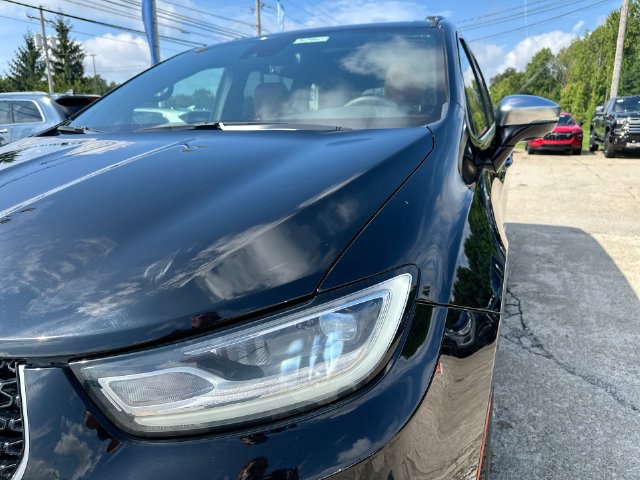 Used 2024 Chrysler Pacifica Pinnacle AWD/4WD image 65