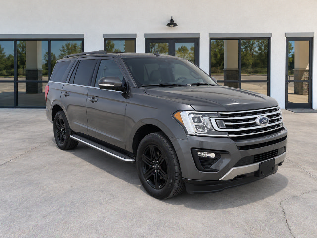 Used 2021 Ford Expedition XLT AWD/4WD image 2