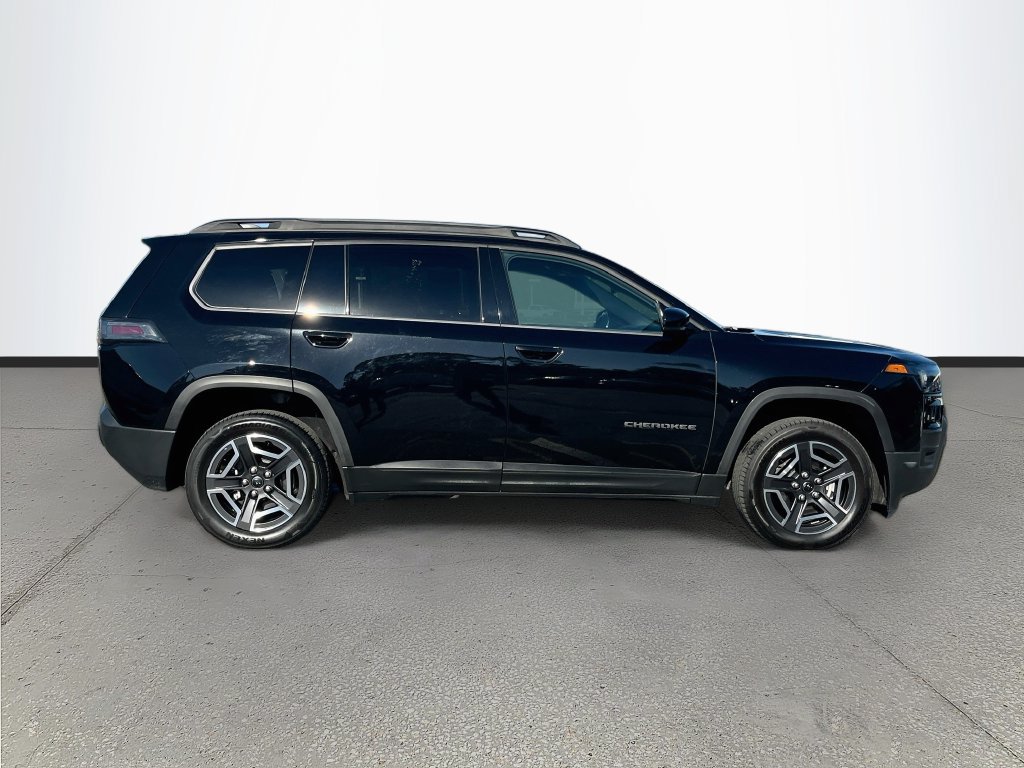 Used 2026 Jeep Cherokee Limited AWD/4WD image 8