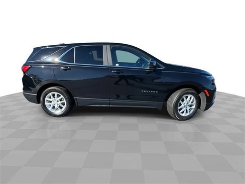 Certified 2023 Chevrolet Equinox LT image 9