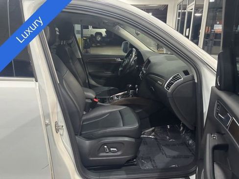 Used 2017 Audi Q5 2.0T Premium Plus w/ Technology Package AWD/4WD image 35