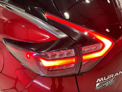 Used 2023 Nissan Murano SV FWD image 23
