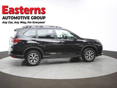 Used 2023 Subaru Forester Premium AWD/4WD image 48