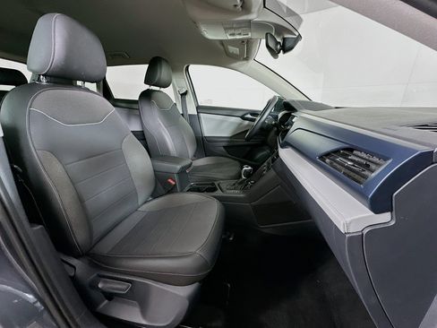 Used 2024 Volkswagen Taos SE image 29