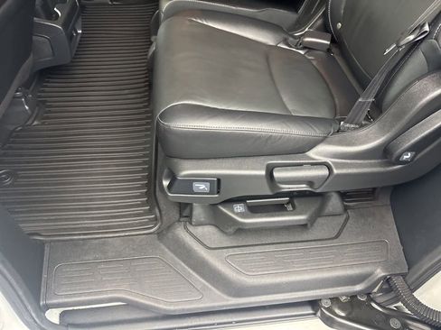 Used 2021 Honda Odyssey Touring image 35