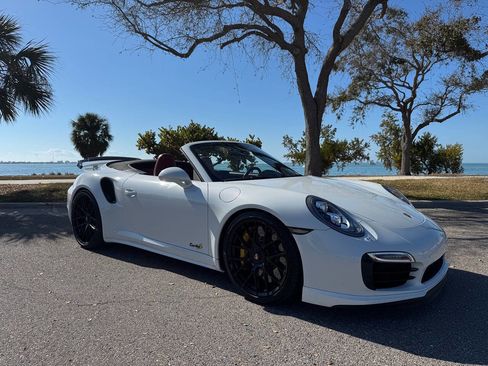 Used 2015 Porsche 911 Turbo S AWD/4WD image 20