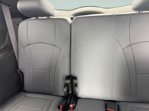 Certified 2023 Buick Enclave Essence w/ Trailering Package, 5000 lbs. FWD image 18