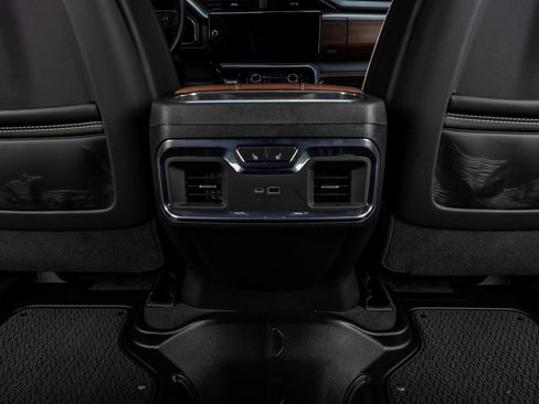 Used 2026 GMC Sierra 1500 Denali Ultimate AWD/4WD image 34