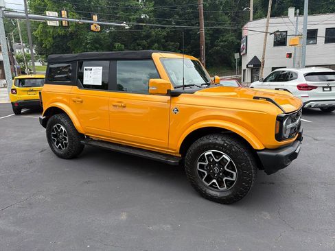 Used 2022 Ford Bronco Outer Banks AWD/4WD image 3