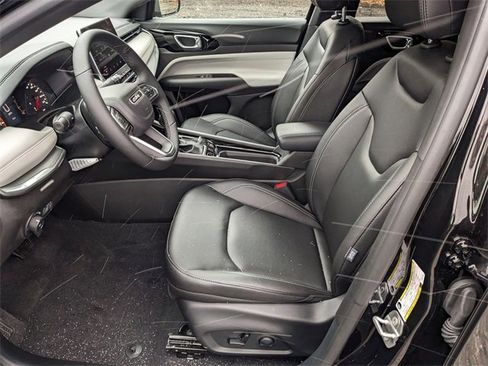 New 2025 Jeep Compass Limited w/ Sun & Sound Group image 6