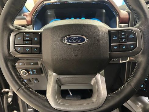 Used 2022 Ford F150 Lariat image 10