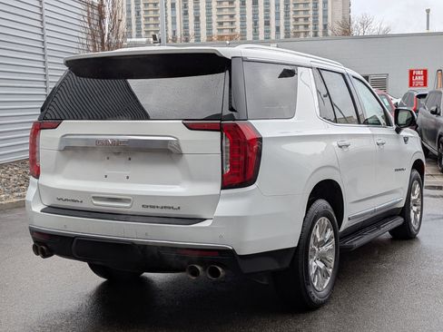 Used 2023 GMC Yukon Denali image 3