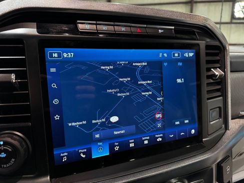 Used 2023 Ford F150 Limited image 30