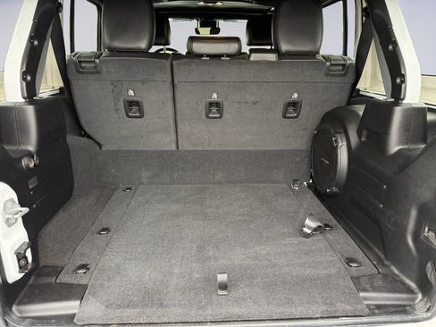 Used 2022 Jeep Wrangler Unlimited Rubicon 4xe w/ Cold Weather Group image 23