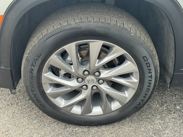 Used 2025 Buick Enclave Preferred AWD/4WD image 10