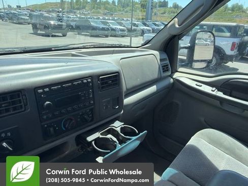 Used 2003 Ford F250 XLT AWD/4WD image 9
