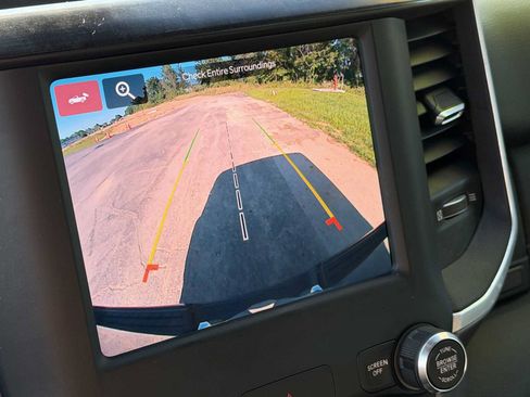 Used 2023 RAM 1500 Big Horn AWD/4WD image 38