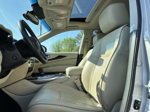 Used 2015 INFINITI QX60 Luxe w/ Deluxe Touring Package AWD/4WD image 11