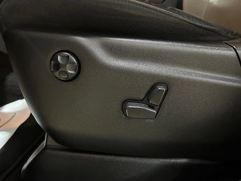 Used 2023 Dodge Durango GT AWD/4WD image 23