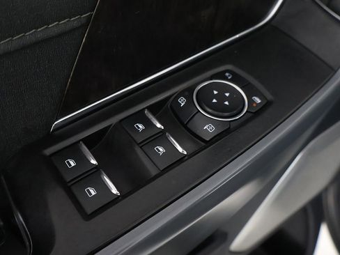 Used 2023 Ford F150 Lariat w/ Equipment Group 502A High image 37