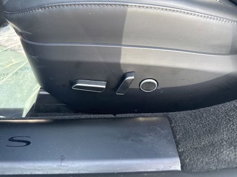 Used 2023 Tesla Model S Plaid image 10