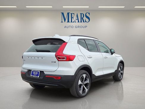 New 2026 Volvo XC40 B5 Plus w/ Protection Package Premier image 5
