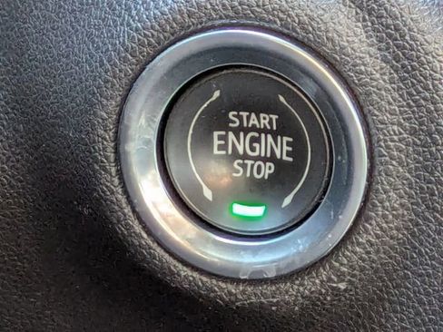 Used 2022 GMC Sierra 1500 Elevation image 30